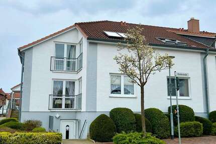 Büro in Neustadt 300 € 48 m² zimmer