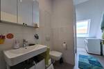 großzügige 4-Zimmer Dachgeschoßwohnung mit Südbalkon in zentraler Lage zu vermieten!!