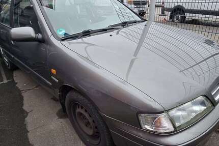 Nissan Primera 130.000 km 1.290 &euro; Hamburg 20539