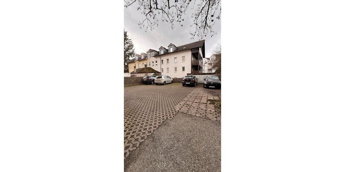 Erdgeschoßwohnung Coburg - 4 Zimmer, 120 m&sup2;, 210.000&euro; | Angebot:26429496