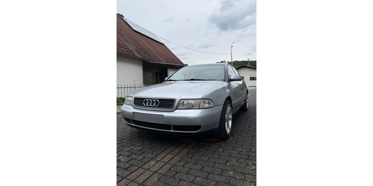 Audi A4 145.357 km 1.650 &euro; Heimborn 57629