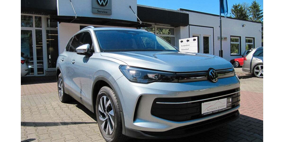 VW Tiguan 6.747 km 38.890 &euro; Hennigsdorf bei Berlin 16761