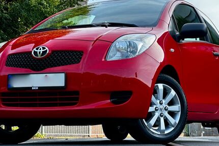 Toyota Yaris 148.000 km 2.992 &euro; Siegen 57072