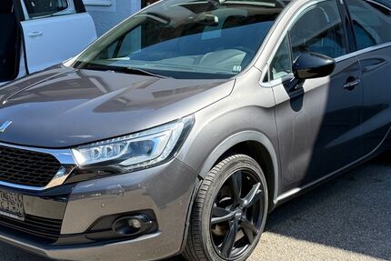 DS Automobiles DS4 148.000 km 6.990 &euro; München 81479