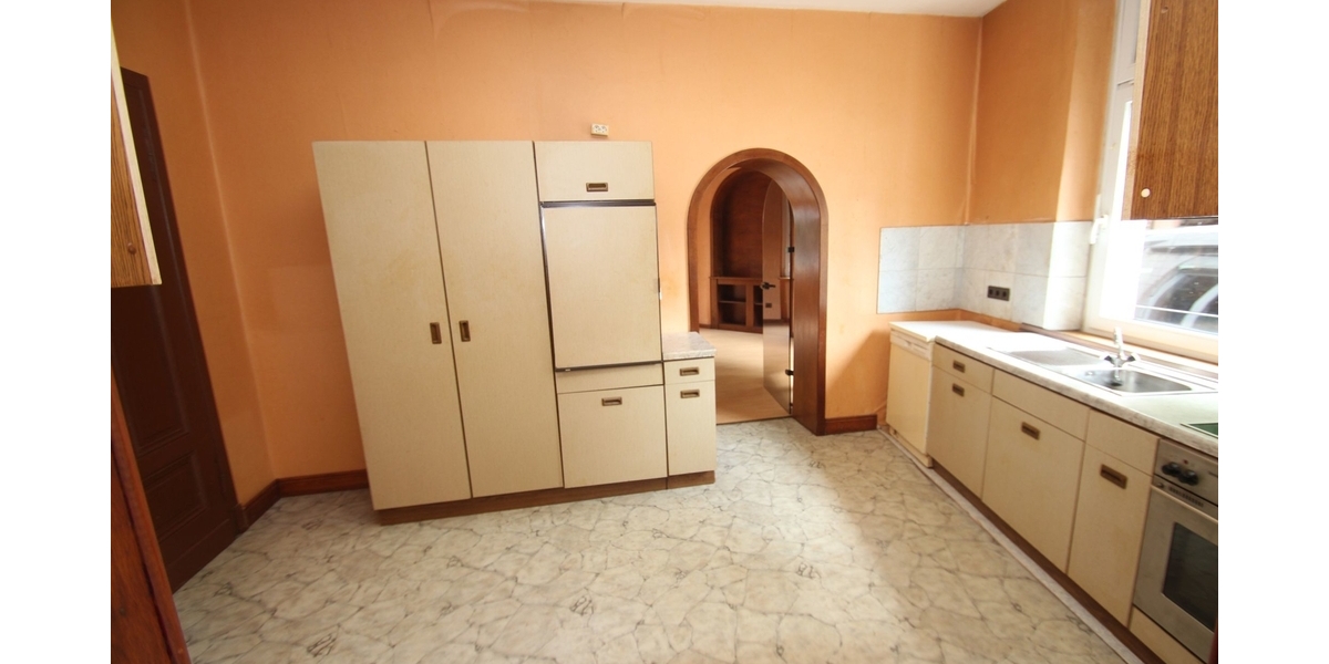 Mehrfamilienhaus mit drei Wohneinheiten und Entwicklungspotenzial - Mehrfamilienhaus, Wohnhaus Solingen Wald | Angebot:24715259