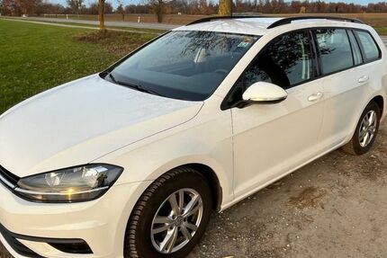 VW Golf 93.000 km 11.700 &euro; Neuhausen 73765