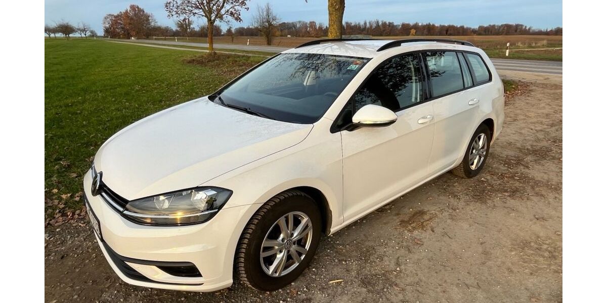 VW Golf 93.000 km 11.700 &euro; Neuhausen 73765