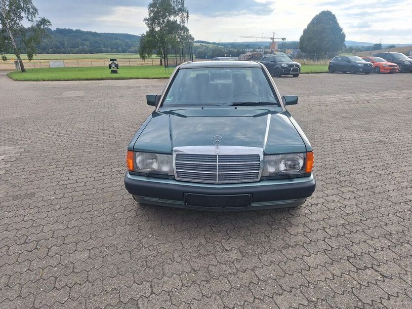 Mercedes-Benz 190 215.604 km 4.999 € Neusses a Main. 96224