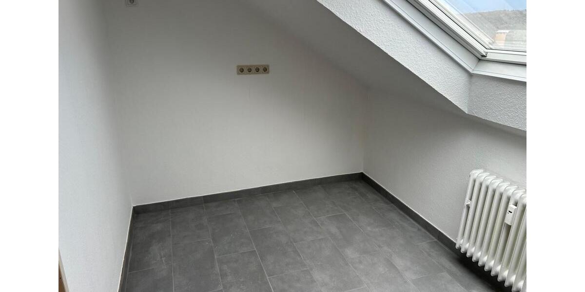 2 ZKB DG-Wohnung Niestetal-Heiligenrode zum 1.2.26 2 zimmer