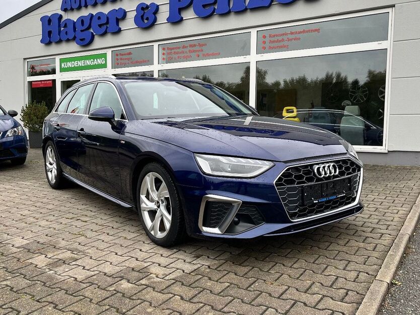 Audi A4 15.880 km 32.490 € Trieb 08239