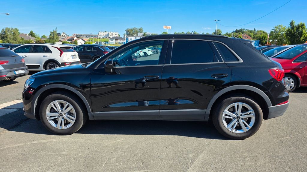 Audi Q3 30.000 km 32.300 &euro; Oberbiel 35606