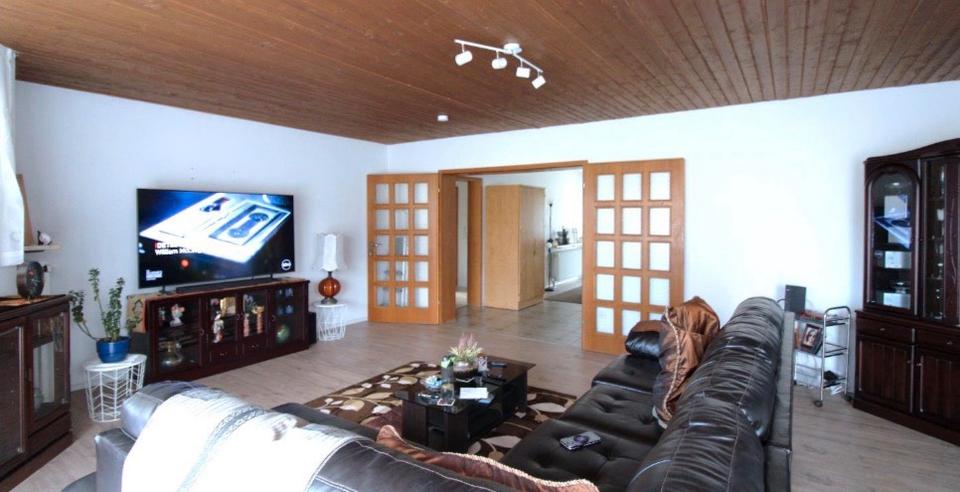 Bungalow Hahnbach - 4 Zimmer, 107 m&sup2;, 350.000&euro; | Angebot:26184223