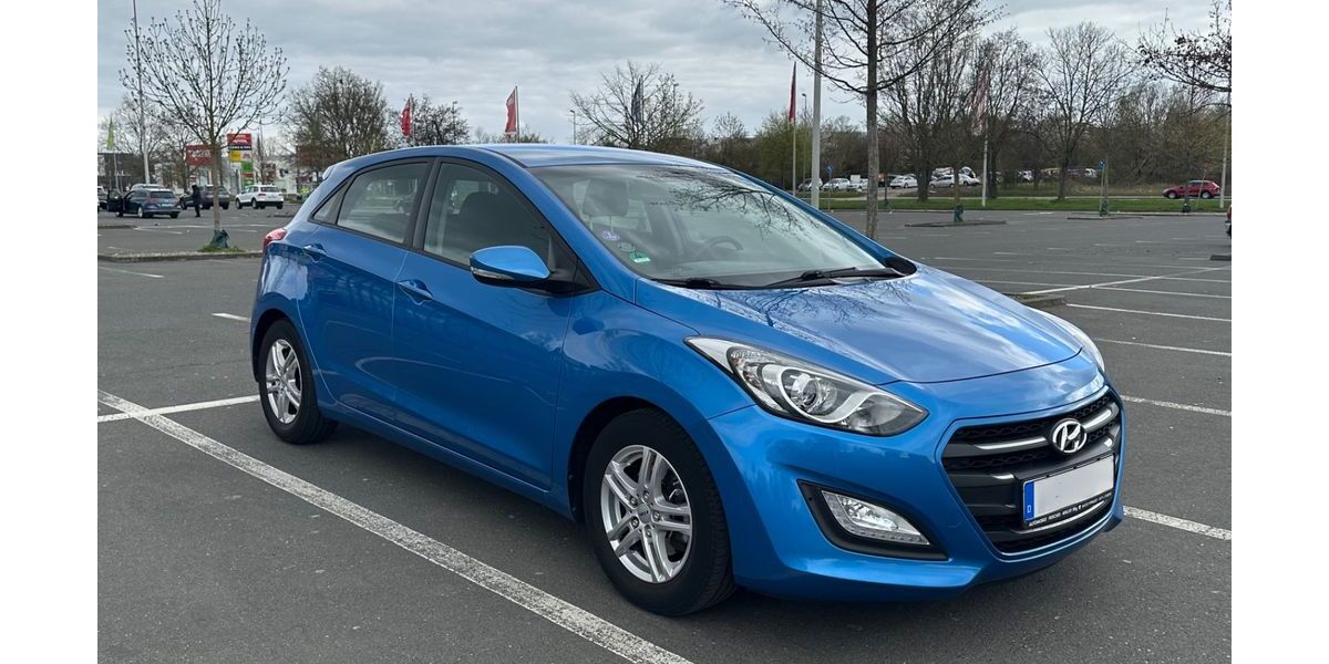 Hyundai i30 140.000 km 8.200 &euro; Wiesbaden 65201