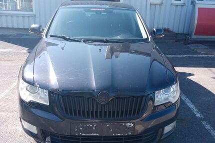 Skoda Superb 242.000 km 5.499 &euro; Bayreuth 95448
