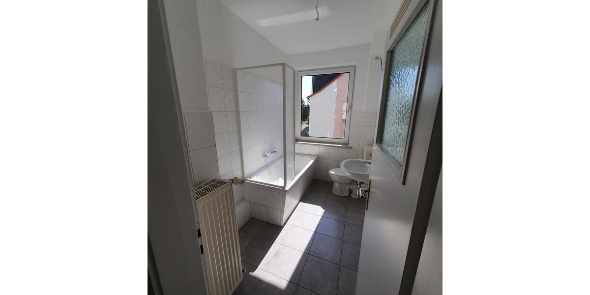 Etagenwohnung Seehausen (Altmark) - 3 Zimmer, 70 m&sup2;, 400&euro; | Angebot:24793602