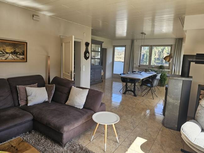 Einfamilienhaus Hellenthal - 7 Zimmer, 236 m&sup2;, 585.000&euro; | Angebot:26220581