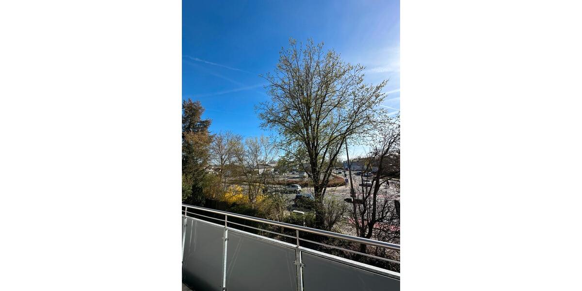 Etagenwohnung Forchheim - 4.5 Zimmer, 107 m&sup2;, 1.350&euro; | Angebot:26387108