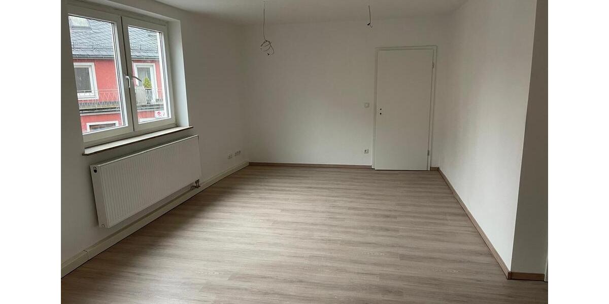 Etagenwohnung Münchberg - 4 Zimmer, 106 m&sup2;, 1.080&euro; | Angebot:26310238