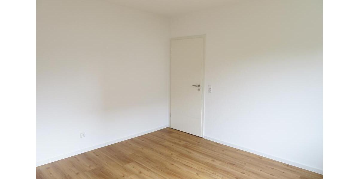 Hochparterre Hetzerath - 4 Zimmer, 104 m&sup2;, 1.050&euro; | Angebot:26625014