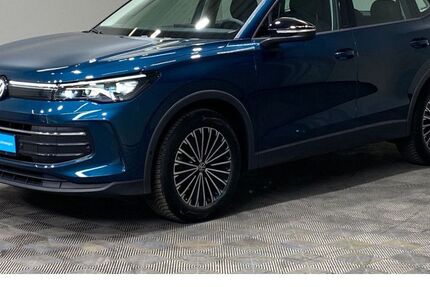 VW Tiguan 19.982 km 37.680 &euro; Doberlug-Kirchhain 03253