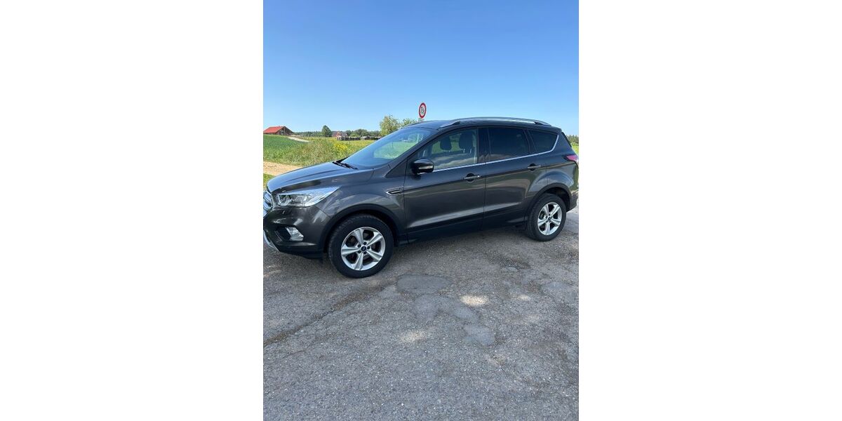 Ford Kuga 99.739 km 11.900 &euro; Winterlingen-Harthausen 72474