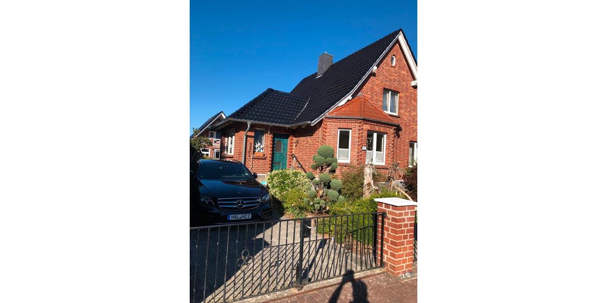 Grundstück mit Haus f. Investoren 7 zimmer