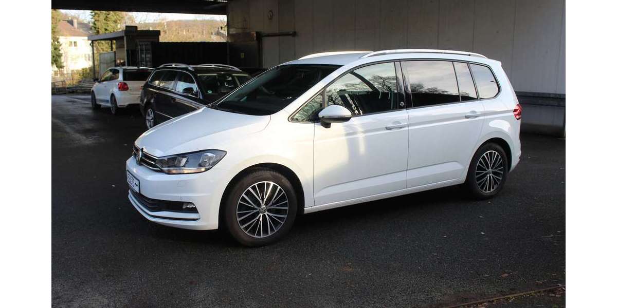 VW Touran 135.000 km 12.490 &euro; Wuppertal 42115