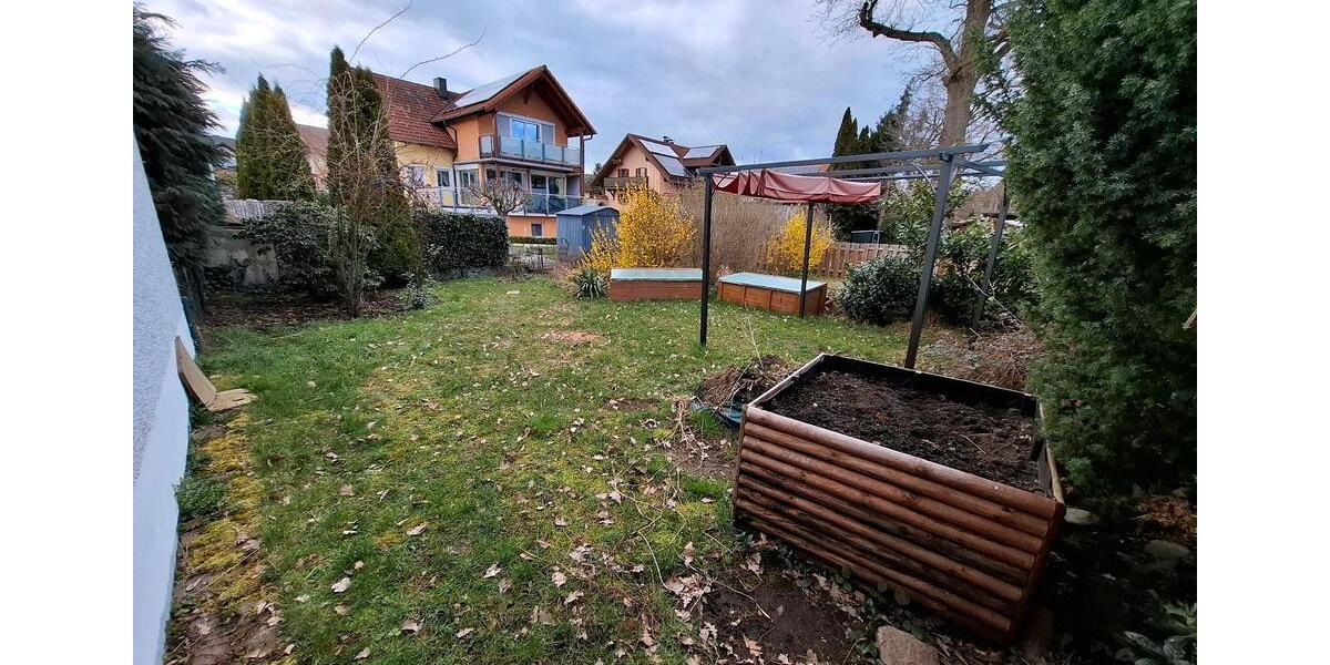 Etagenwohnung Teublitz - 2 Zimmer, 96 m&sup2;, 750&euro; | Angebot:25993347