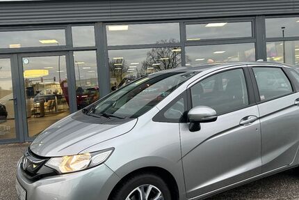 Honda Jazz 71.100 km 15.970 &euro; Wesel 46485
