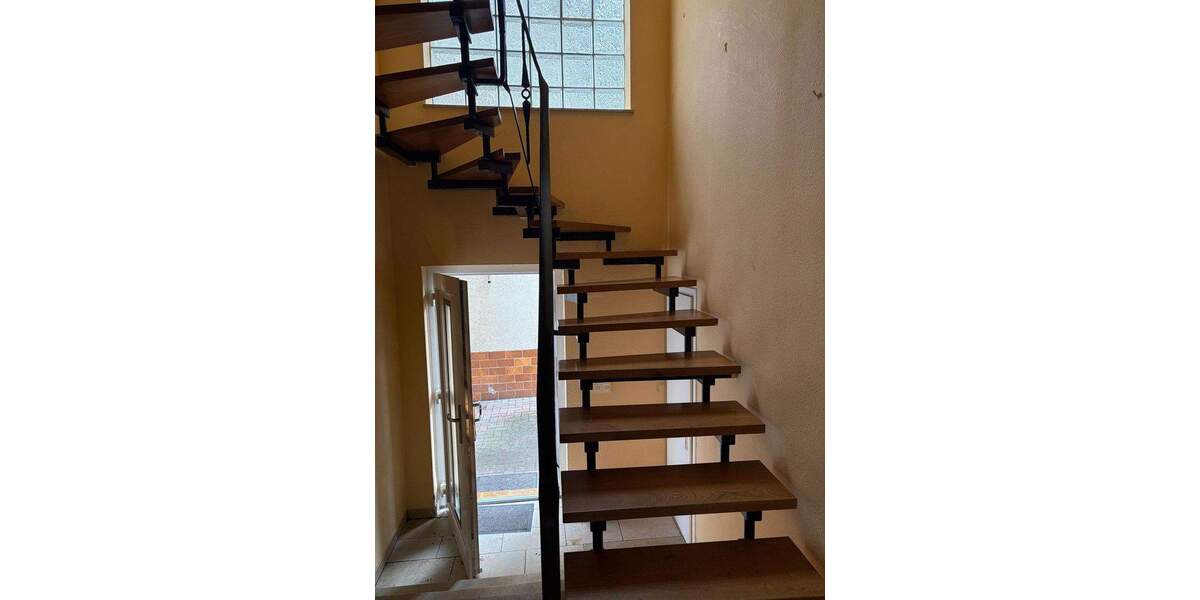 Mehrfamilienhaus, Wohnhaus Ludwigshafen Rheingönheim - 8 Zimmer, 206 m&sup2;, 550.000&euro; | Angebot:25717517