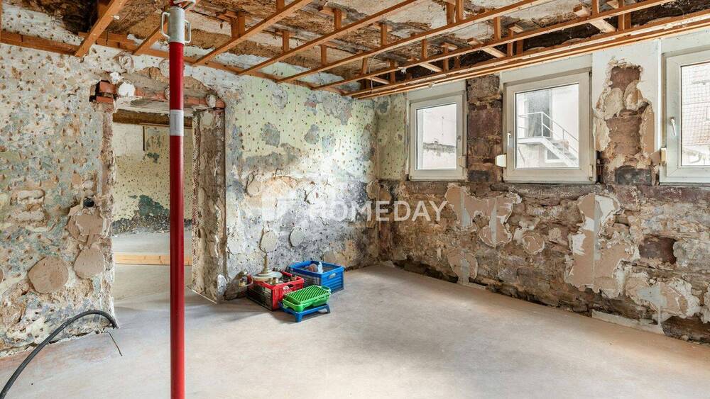 Einfamilienhaus Eußenheim Aschfeld - 8 Zimmer, 275 m&sup2;, 40.000&euro; | Angebot:25702868