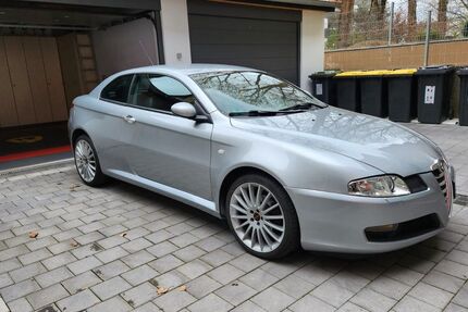 Alfa Romeo GT 104.000 km 5.300 &euro; Nürnberg 90489