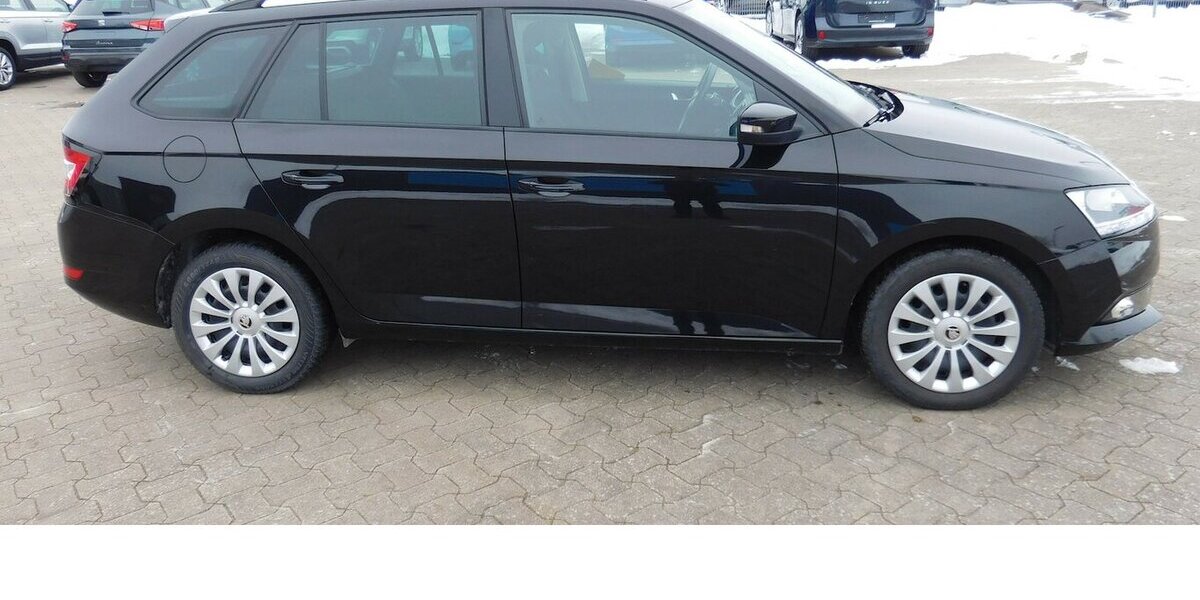 Skoda Fabia 1.0 Kombi Ambition TSI BMT Navi Klima 25.700 km 14.990 &euro; Vordorf 38533