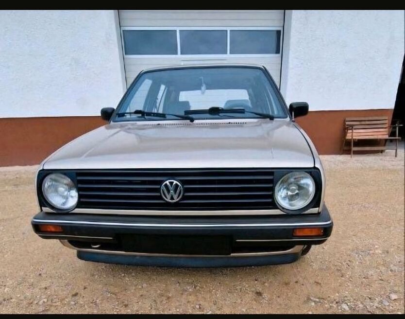 VW Golf 109.711 km 999 € Siegenburg 93354