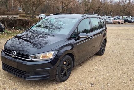 VW Touran 96.000 km 22.999 &euro; Ulm 89081