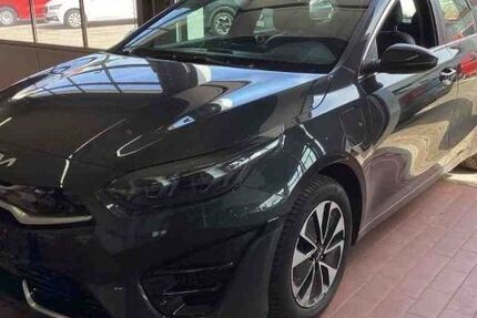 Kia ceed Sportswagon 102.188 km 17.930 € Mitterteich 95666