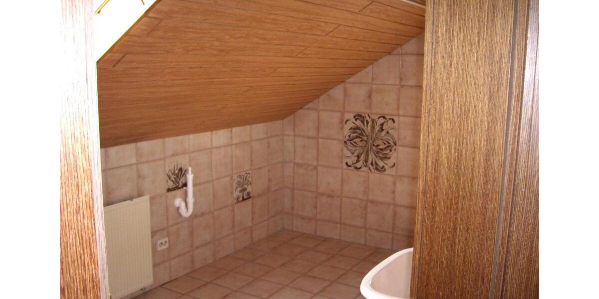 Dachgeschoßwohnung Bruchköbel - 2 Zimmer, 58 m&sup2;, 926&euro; | Angebot:26481559