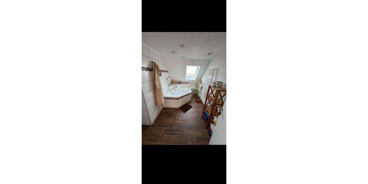 Einfamilienhaus Arberg - 8 Zimmer, 225 m&sup2;, 450.000&euro; | Angebot:27024458