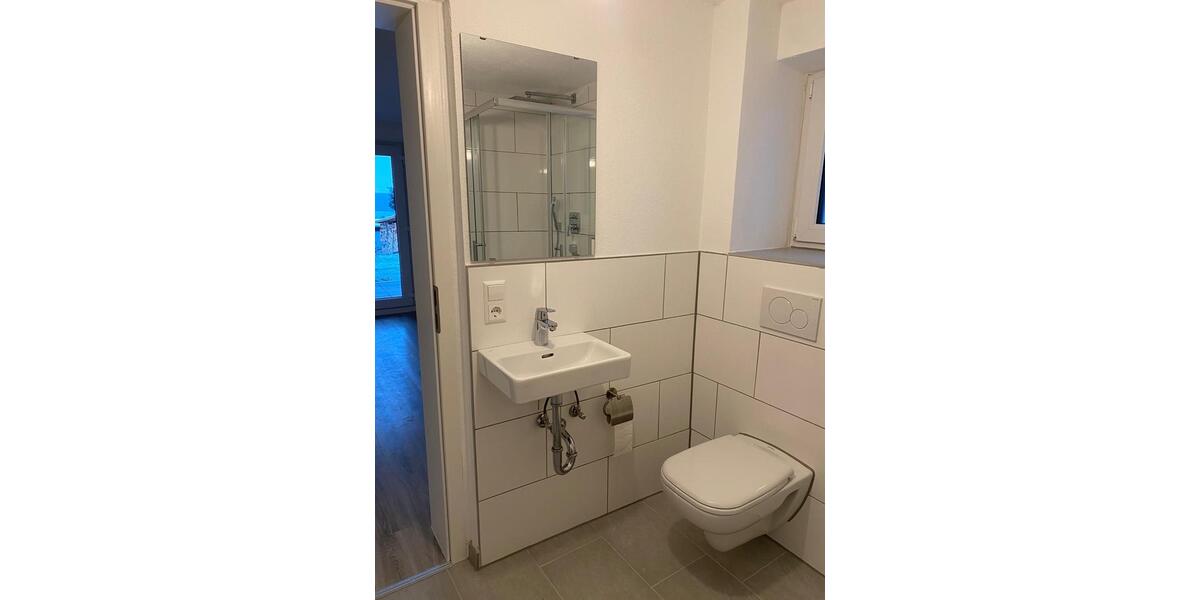 2-Zimmer Einliegerwohnung mit großer Terrasse 2 zimmer