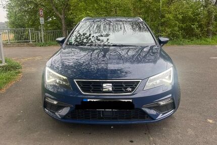 Seat Leon 141.000 km 14.500 &euro; Hennef 53773