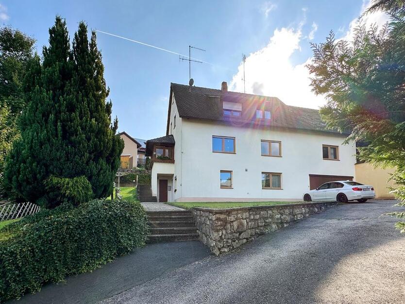 Mehrfamilienhaus in attraktiver Lage mit viel Potenzial zimmer