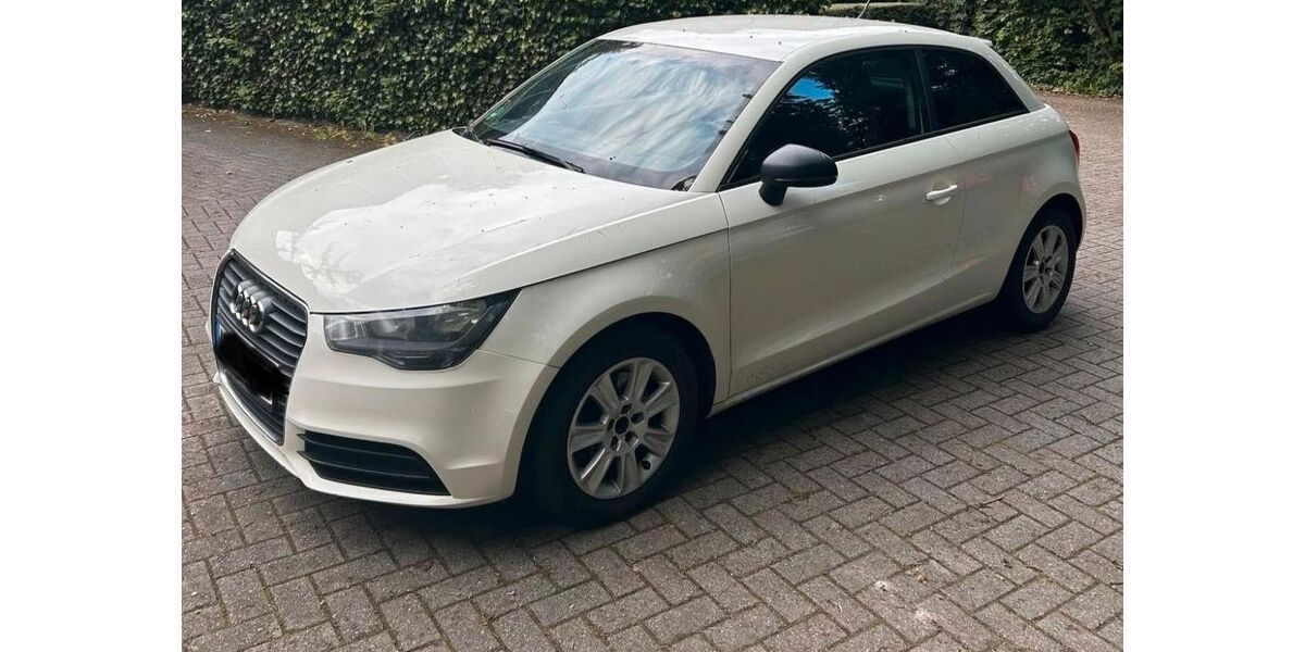 Audi A1 260.000 km 3.950 &euro; Moordorf 26624