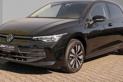 VW Golf 8.255 km 28.480 &euro; Bendorf 56170
