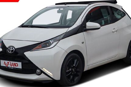 Toyota Aygo (X) 77.576 km 9.990 &euro; Meißen 01662