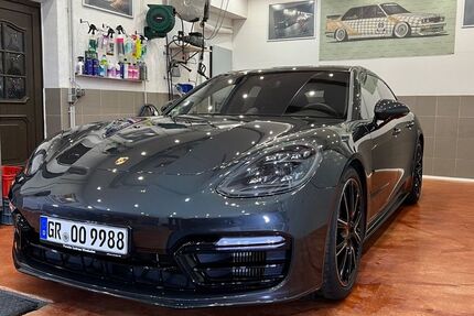 Porsche Panamera 17.930 km 76.900 &euro; Hirschfelde 02788