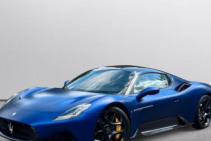 Maserati MC20 3.500 km 275.900 € Nürnberg 90403