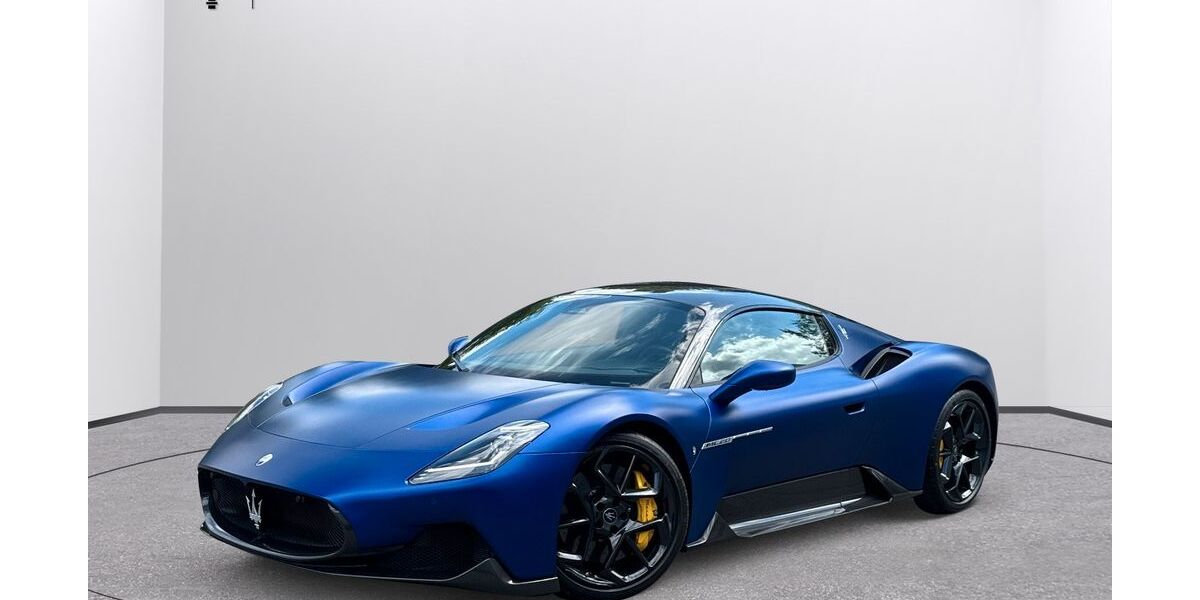 Maserati MC20 3.500 km 275.900 € Nürnberg 90403