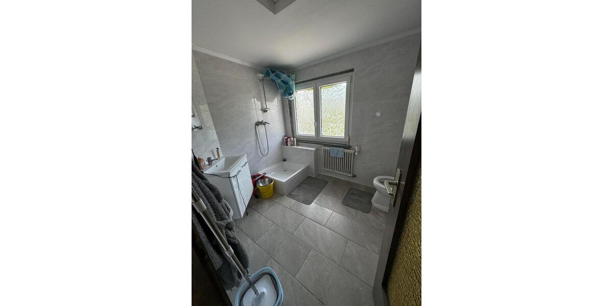 Einfamilienhaus Bad Arolsen - 6 Zimmer, 196 m&sup2;, 295.000&euro; | Angebot:26963660