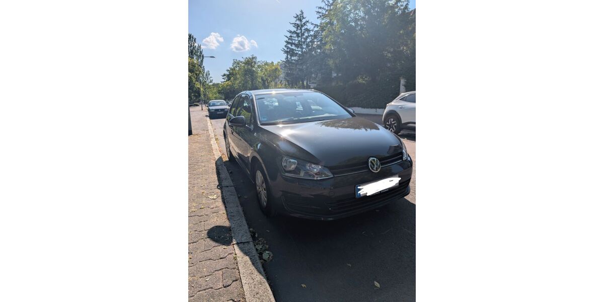 VW Golf 66.000 km 9.800 &euro; Frankfurt 60486