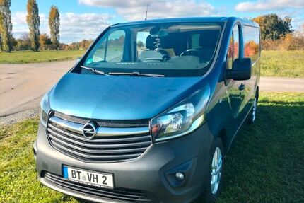 Opel Vivaro 189.000 km 13.200 &euro; Bayreuth 95444